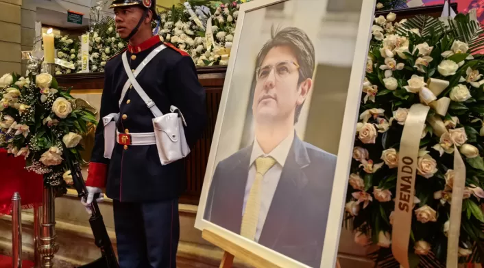 Proyecto de ley en honor a Miguel Uribe Turbay avanza en el Congreso: homenaje a la memoria de un joven comprometido con Colombia. Consulte aquí. Proyecto de ley en honor a Miguel Uribe Turbay avanza en el Congreso: homenaje a la memoria de un joven comprometido con Colombia.