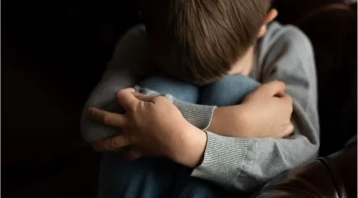 Triste noticia: fallece Nairkel, niño de 4 años golpeado por su padrastro en Medellín. Alcalde Gutiérrez condena la violencia infantil y pide reflexión como sociedad. Alias 'Lámpara' enviado a la cárcel por brutal agresión. Triste noticia: fallece Nairkel, niño de 4 años golpeado por su padrastro en Medellín. Alcalde Gutiérrez condena la violencia infantil y pide reflexión como sociedad. Alias 'Lámpara' enviado a la cárcel por brutal agresión.