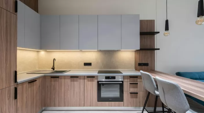 Consejos para organizar la alacena: vaciar, limpiar, clasificar y optimizar el espacio. ¡Aprovecha al máximo tus recursos y mantén tu cocina ordenada! Consejos para organizar la alacena: vaciar, limpiar, clasificar y optimizar el espacio. ¡Aprovecha al máximo tus recursos y mantén tu cocina ordenada!