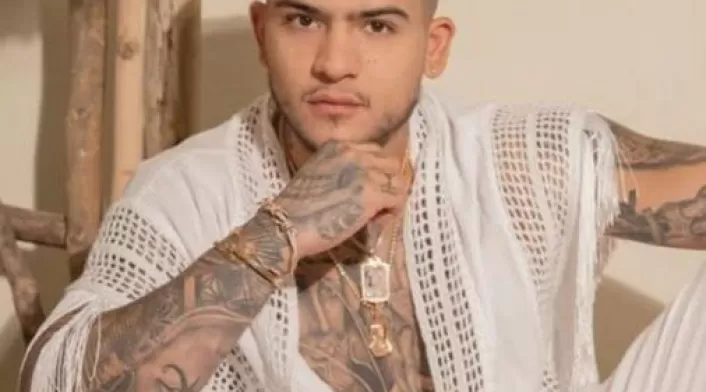 Cantante Bayron Sánchez, conocido como B King, desapareció en México tras un concierto en Sonora