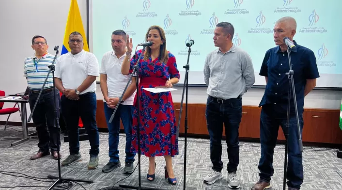 Gobernadores de la Orinoquía piden soluciones para la Vía al Llano en crisis. Crisis vial afecta a la región, gobernadores exigen atención del Gobierno. Gobernadores de la Orinoquía piden soluciones para la Vía al Llano en crisis. Crisis vial afecta a la región, gobernadores exigen atención del Gobierno.