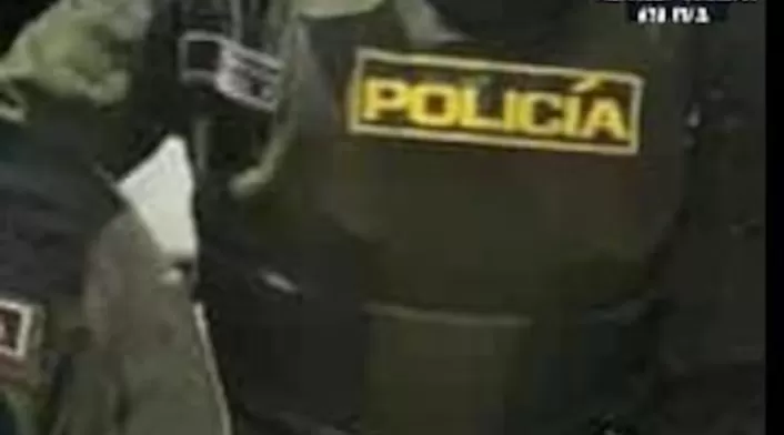 La patrullera Karol Ruiz, de 21 años, permanece en la UCI de la Clínica Valle del Lili.