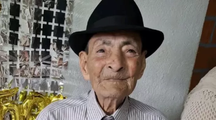 Julio Enrique Saldarriaga Julio Enrique Saldarriaga