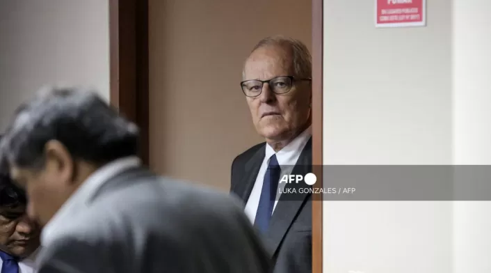 La Corte Superior Nacional de Justicia de Perú ordena juicio a expresidente Pedro Pablo Kuczynski por presunto lavado de dinero relacionado con Odebrecht. La Corte Superior Nacional de Justicia de Perú ordena juicio a expresidente Pedro Pablo Kuczynski por presunto lavado de dinero relacionado con Odebrecht.