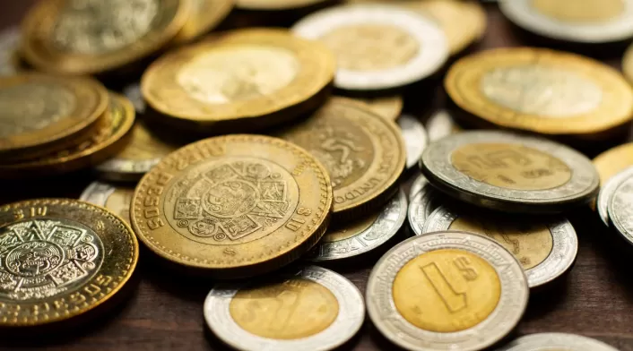 En 1930, en Colombia, se emitieron monedas de cuproníquel, las cuales representan un hito en la historia monetaria del país. En 1930, en Colombia, se emitieron monedas de cuproníquel, las cuales representan un hito en la historia monetaria del país.