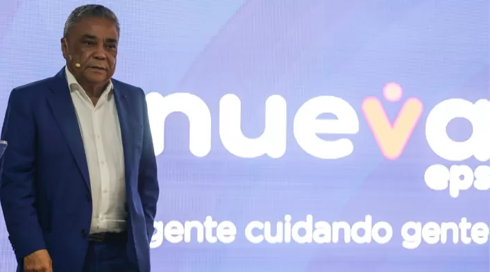 Contralor delegado revela deudas millonarias en la Nueva EPS: más de 22 billones de pesos en facturas sin procesar. Crisis afecta a clínicas y hospitales. Contralor delegado revela deudas millonarias en la Nueva EPS: más de 22 billones de pesos en facturas sin procesar. Crisis afecta a clínicas y hospitales.