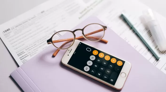 Según la página oficial de Colpensiones, existe otra opción para recibir una pensión y es sumar semanas cotizadas entre cónyuges Según la página oficial de Colpensiones, existe otra opción para recibir una pensión y es sumar semanas cotizadas entre cónyuges