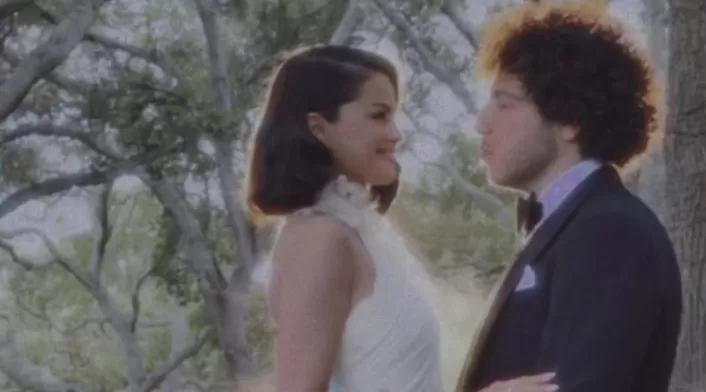 Selena Gomez y Benny Blanco se casaron. Selena Gomez y Benny Blanco se casaron.