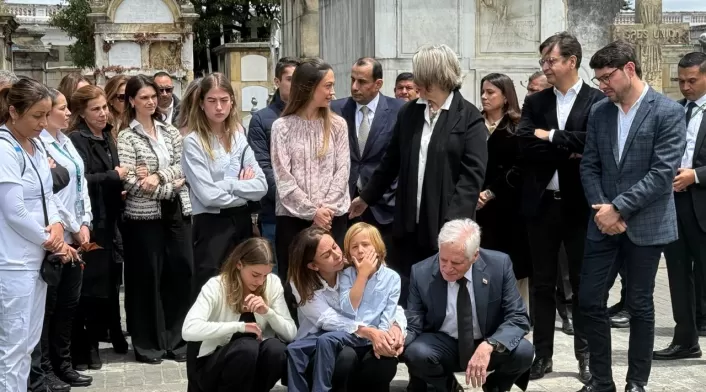 María Claudia Tarazona, Miguel Uribe Londoño y su familia recordaron al asesinado senador Miguel Uribe Turbay