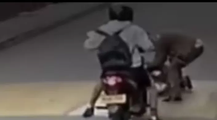 Motociclista fantasma embistió a un niño de 7 años