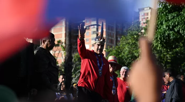 Nicolás Maduro en una manifestación el 12 de octubre