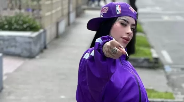 La influencer 'Baby Demoni' fallece en circunstancias misteriosas en Bogotá, generando conmoción en redes sociales. Investigación en curso. La influencer 'Baby Demoni' fallece en circunstancias misteriosas en Bogotá, generando conmoción en redes sociales. Investigación en curso.