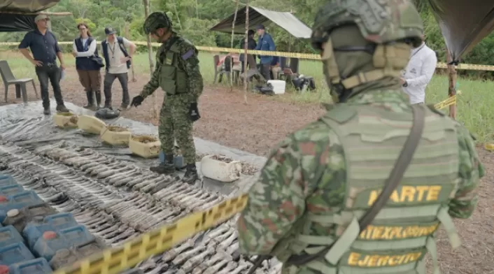 Destrucción de material de guerra.
