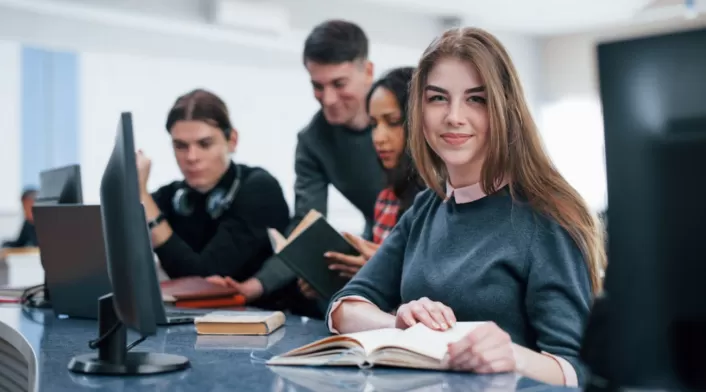 El Boletín de Oferta Internacional se actualiza semanalmente y lanza becas, residencias, fondos y cursos en distintas áreas del conocimiento. El Boletín de Oferta Internacional se actualiza semanalmente y lanza becas, residencias, fondos y cursos en distintas áreas del conocimiento.