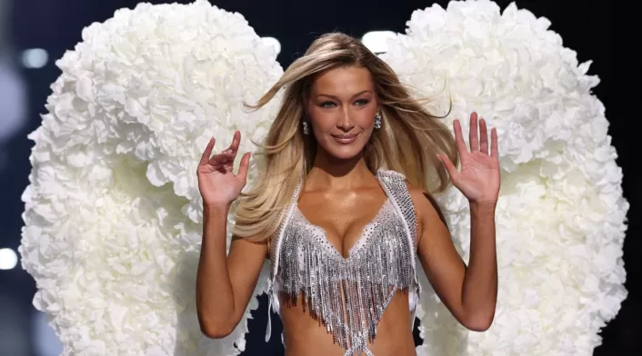 Bella Hadid en Victoria’s Secret Fashion Show 2025 Bella Hadid en Victoria’s Secret Fashion Show 2025