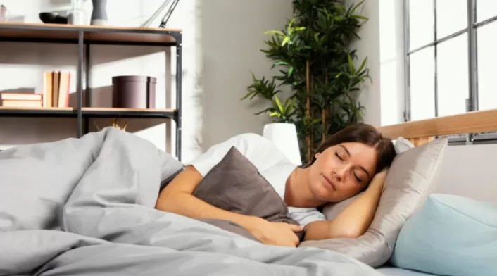 Mantener una rutina de limpieza en la cama puede ayudar a mejorar la calidad del sueño. Estudios han demostrado que las personas tienden a dormir mejor cuando su entorno está limpio y fresco. Mantener una rutina de limpieza en la cama puede ayudar a mejorar la calidad del sueño. Estudios han demostrado que las personas tienden a dormir mejor cuando su entorno está limpio y fresco.
