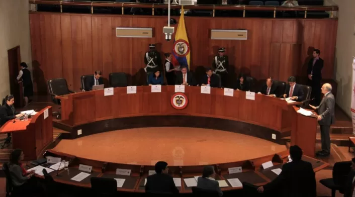 Corte Constitucional lanza convocatoria de prácticas para quienes no se han graduado Corte Constitucional lanza convocatoria de prácticas para quienes no se han graduado