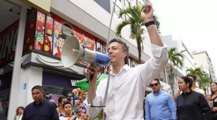 Daniel Quintero aclara que no autorizó su inscripción como precandidato por el Polo Democrático Alternativo, Partido Comunista Colombiano y Unión Patriótica para la consulta presidencial del 26 de octubre Daniel Quintero aclara que no autorizó su inscripción como precandidato por el Polo Democrático Alternativo, Partido Comunista Colombiano y Unión Patriótica para la consulta presidencial del 26 de octubre