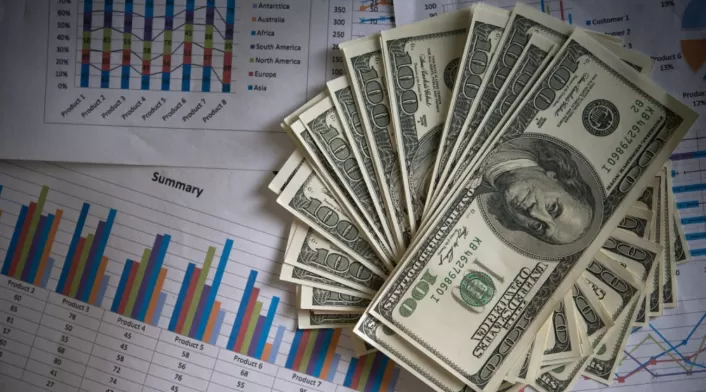 Guerra arancelaria entre China y EE.UU. provoca caída histórica en Wall Street, con pérdidas de hasta el 3,56 en el Nasdaq. Impacto en empresas tecnológicas y criptomonedas Guerra arancelaria entre China y EE.UU. provoca caída histórica en Wall Street, con pérdidas de hasta el 3,56 en el Nasdaq. Impacto en empresas tecnológicas y criptomonedas