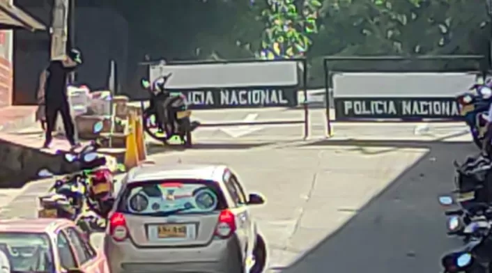 Se reporta que un patrullero resultó herido pero está fuera de peligro