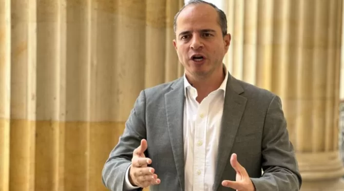 Juan Espinal, Representante a la Cámara por Antioquia Juan Espinal, Representante a la Cámara por Antioquia