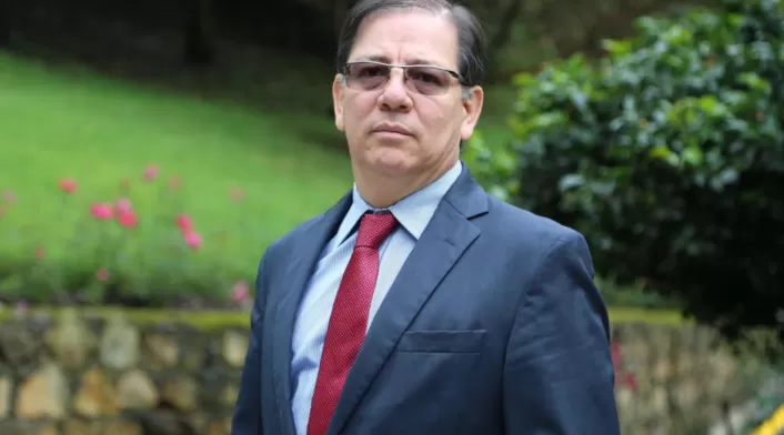 El presidente de la Corte Suprema de Justicia, magistrado Octavio Augusto Tejeiro, habla sobre la independencia judicial y la elección de magistrados en Colombia. La aplicación de la Constitución de 1991 es fundamental en este momento. El presidente de la Corte Suprema de Justicia, magistrado Octavio Augusto Tejeiro, habla sobre la independencia judicial y la elección de magistrados en Colombia. La aplicación de la Constitución de 1991 es fundamental en este momento.