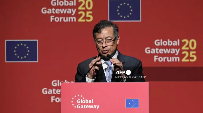 El presidente Gustavo Petro advierte sobre tensiones militares en el Caribe y llama a la unión latinoamericana en Bruselas. El presidente Gustavo Petro advierte sobre tensiones militares en el Caribe y llama a la unión latinoamericana en Bruselas.