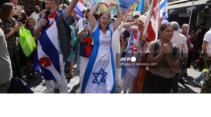 Marcos Peckel, director ejecutivo de la Confederación de Comunidades Judías de Colombia, celebra el acuerdo entre Israel y Hamás como un paso clave para la paz, atribuyendo el éxito a la mediación de Donald Trump. Marcos Peckel, director ejecutivo de la Confederación de Comunidades Judías de Colombia, celebra el acuerdo entre Israel y Hamás como un paso clave para la paz, atribuyendo el éxito a la mediación de Donald Trump.