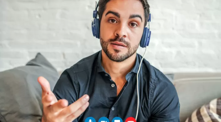 WhatsApp recuerda mantener la aplicación actualizada para aprovechar las funciones y reforzar la seguridad. WhatsApp recuerda mantener la aplicación actualizada para aprovechar las funciones y reforzar la seguridad.