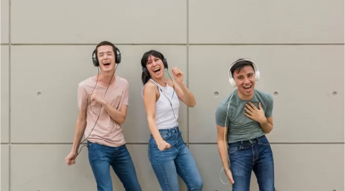 Con solo mencionar “Spotify” en el chat, ChatGPT permite pedir música o podcasts directamente. Con solo mencionar “Spotify” en el chat, ChatGPT permite pedir música o podcasts directamente.
