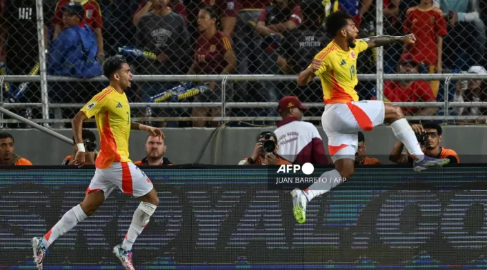 El amistoso entre Colombia y Canadá terminó igualado sin goles. Los dirigidos por Lorenzo no lograron romper la defensa rival. El amistoso entre Colombia y Canadá terminó igualado sin goles. Los dirigidos por Lorenzo no lograron romper la defensa rival.