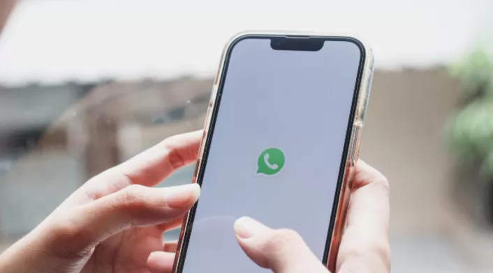 Enviar un correo a soporte oficial es una opción para desactivar la cuenta en casos urgentes. Enviar un correo a soporte oficial es una opción para desactivar la cuenta en casos urgentes.