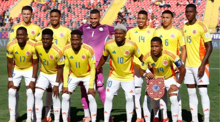 La Selección Colombia se enfrenta a Nigeria en el Mundial Sub 20 2025 con Néiser Villarreal en la delantera. El equipo cafetero busca despedirse del torneo de manera decorosa. La Selección Colombia se enfrenta a Nigeria en el Mundial Sub 20 2025 con Néiser Villarreal en la delantera. El equipo cafetero busca despedirse del torneo de manera decorosa.