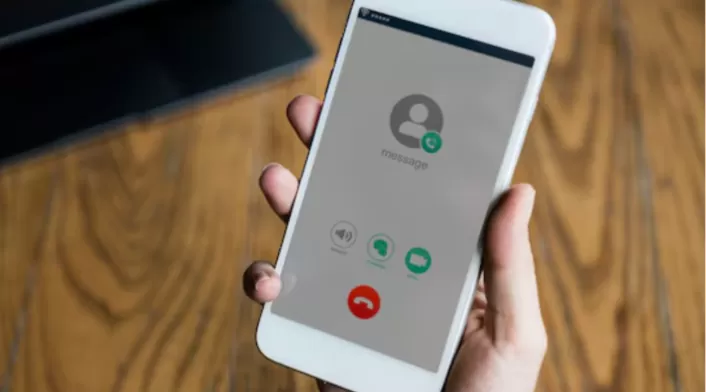 Activar la protección contra llamadas desconocidas mejora la seguridad y evita fraudes telefónicos. Activar la protección contra llamadas desconocidas mejora la seguridad y evita fraudes telefónicos.