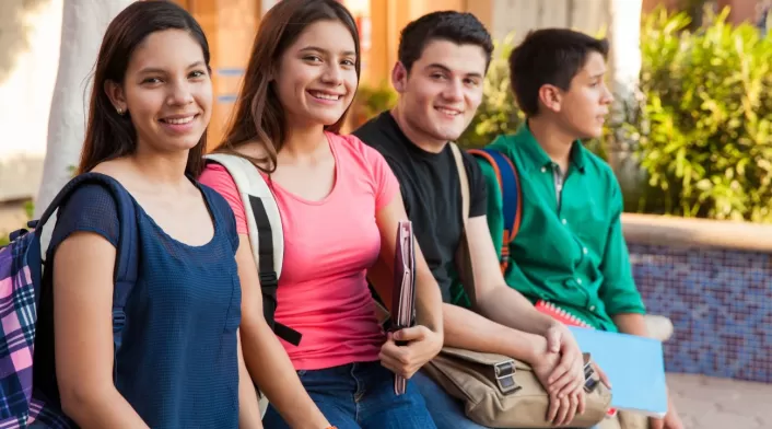 IBERO e ICETEX ofrecen 99 becas virtuales para ampliar el acceso a educación superior en Colombia IBERO e ICETEX ofrecen 99 becas virtuales para ampliar el acceso a educación superior en Colombia