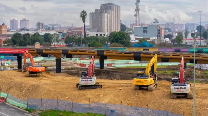 El alcalde Galán señaló que, con la nueva estructura, cruzar este punto tomará entre 3 y 5 minutos, frente a los 13 o 15 minutos El alcalde Galán señaló que, con la nueva estructura, cruzar este punto tomará entre 3 y 5 minutos, frente a los 13 o 15 minutos