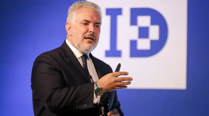 Iván Duque advierte que crisis con Estados Unidos podría suspender el TLC con Colombia Iván Duque advierte que crisis con Estados Unidos podría suspender el TLC con Colombia