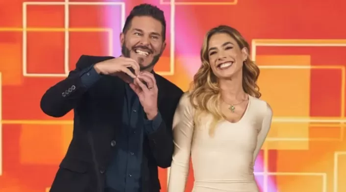 Durante la entrevista en La FM, se explicó el procedimiento oficial para participar en las votaciones. Durante la entrevista en La FM, se explicó el procedimiento oficial para participar en las votaciones.