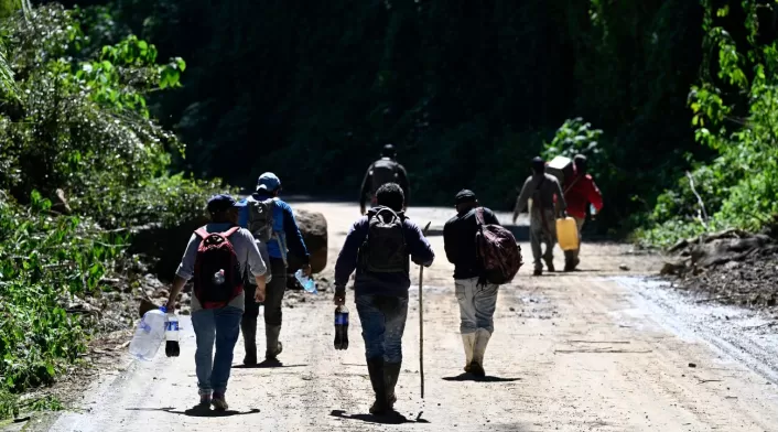 Aumentan a 44 los muertos por lluvias en México, socorristas luchan por abrir carreteras en Hidalgo, Puebla y Veracruz Aumentan a 44 los muertos por lluvias en México, socorristas luchan por abrir carreteras en Hidalgo, Puebla y Veracruz