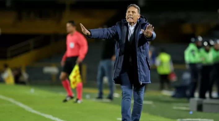 El fútbol llora la partida de Miguel Ángel Russo, legendario entrenador que marcó historia en Sudamérica. Descansa en paz, maestro El fútbol llora la partida de Miguel Ángel Russo, legendario entrenador que marcó historia en Sudamérica. Descansa en paz, maestro