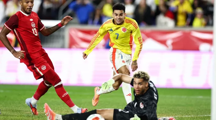 Colombia y Canadá igualan sin goles en amistoso en Nueva Jersey. Pocas emociones y mucho juego fuerte en el Sports Illustrated Stadium. Colombia y Canadá igualan sin goles en amistoso en Nueva Jersey. Pocas emociones y mucho juego fuerte en el Sports Illustrated Stadium.