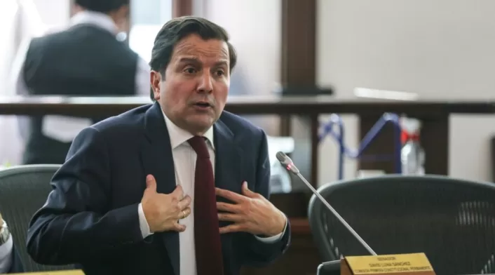 David Luna saca el primer jefe de debate creado por inteligencia artificial David Luna saca el primer jefe de debate creado por inteligencia artificial