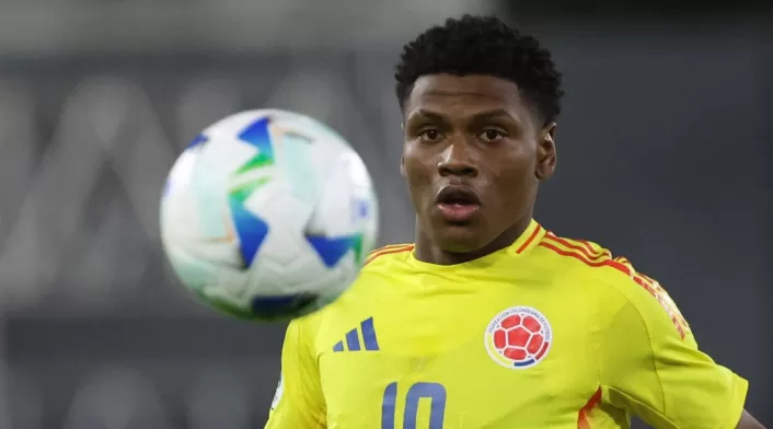 Once inicialista confirmado por Cesar Torres para el partido de cuartos de final del Mundial sub 20 entre Colombia y España en busca de la histórica clasificación a la semifinal. Once inicialista confirmado por Cesar Torres para el partido de cuartos de final del Mundial sub 20 entre Colombia y España en busca de la histórica clasificación a la semifinal.
