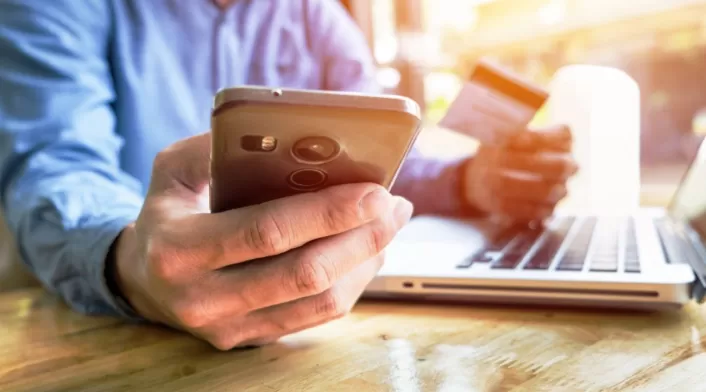 Es importante aclarar que la suspensión aplica únicamente a la billetera virtual; quienes tengan una tarjeta Nequi u otro producto podrán usarlo con normalidad Es importante aclarar que la suspensión aplica únicamente a la billetera virtual; quienes tengan una tarjeta Nequi u otro producto podrán usarlo con normalidad