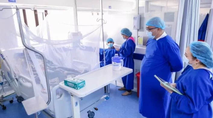 La Secretaría de Salud de Bogotá La Secretaría de Salud de Bogotá