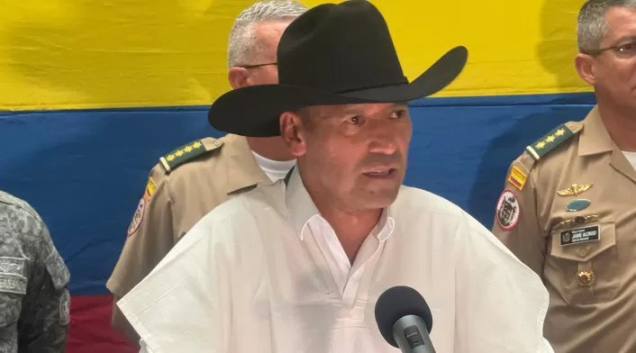 Ministro de Defensa anuncia recompensa millonaria por captura de alias Mamadeo en Casanare. Operaciones militares en marcha para combatir delincuencia. Ministro de Defensa, Pedro Sánchez