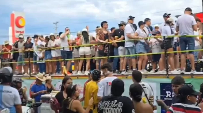 Tractomula antes del accidente que dejó una persona muerta y 14 heridos. Tractomula antes del accidente que dejó una persona muerta y 14 heridos.