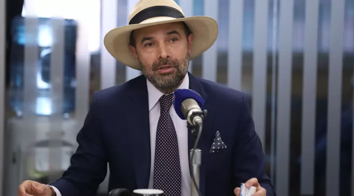 Andrés Guerra Andrés Guerra