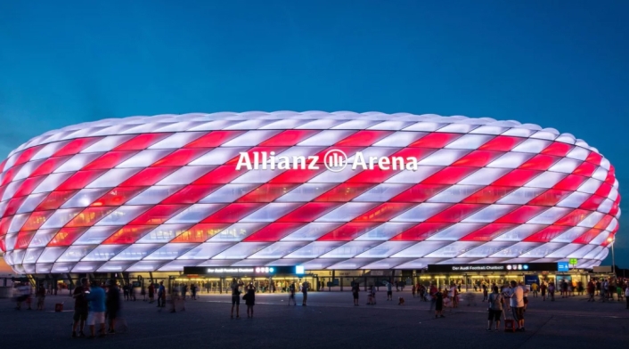 9AllianzArenaOFICIAL.jpg