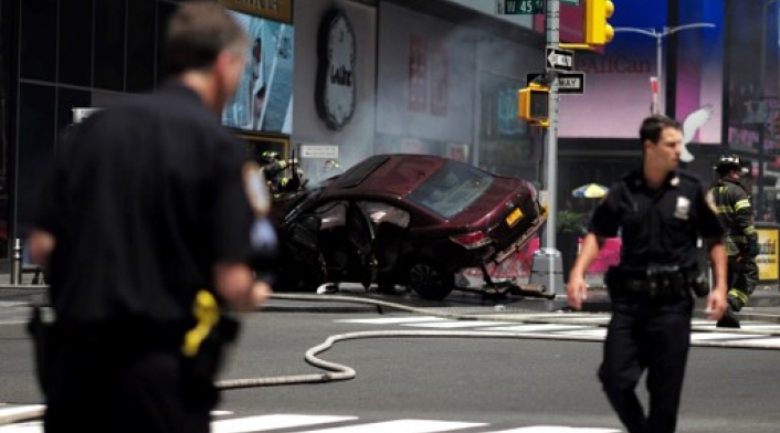 AccidenteAutoTimesSquareAFP2.jpg